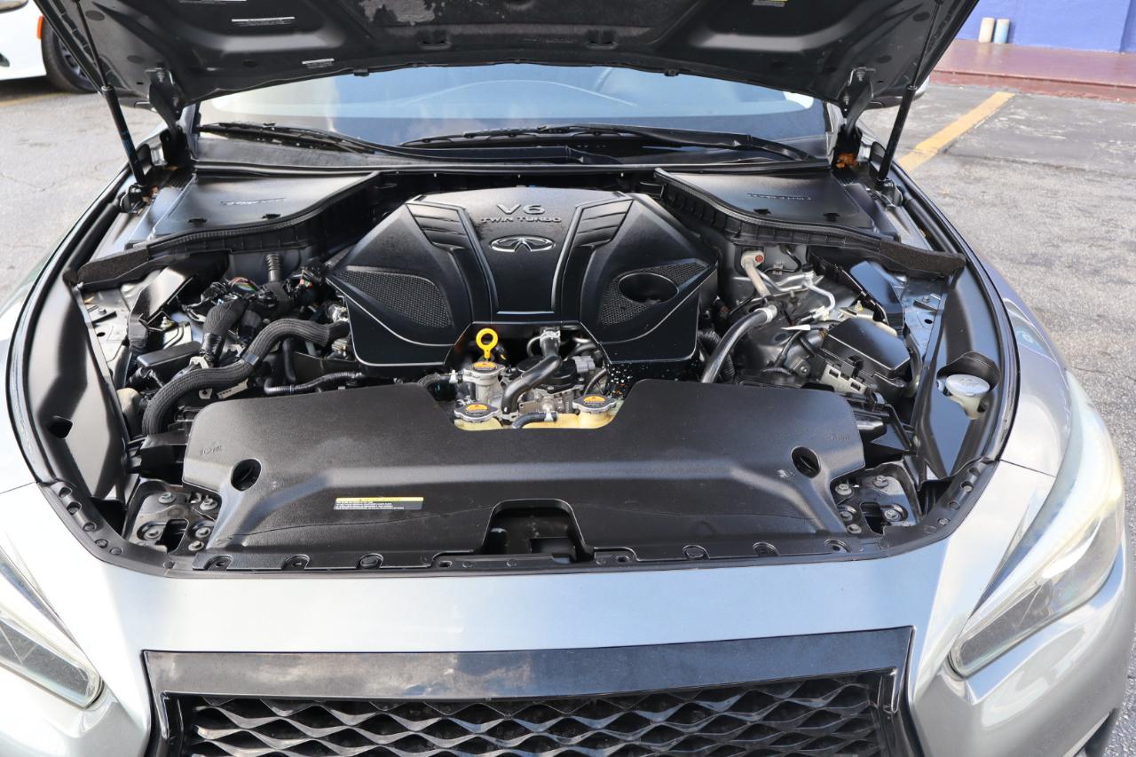 Infiniti Q50 3.0t LUXE RWD 2019