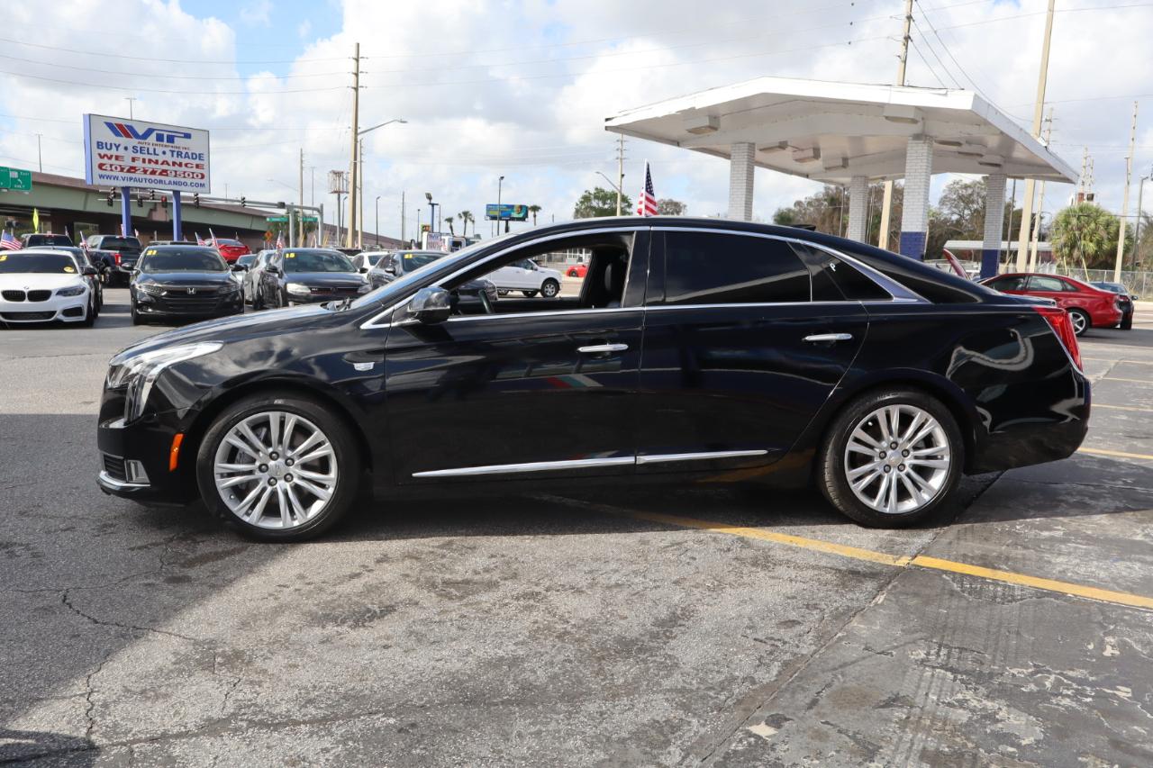 Cadillac XTS 4dr Sdn Luxury FWD 2018