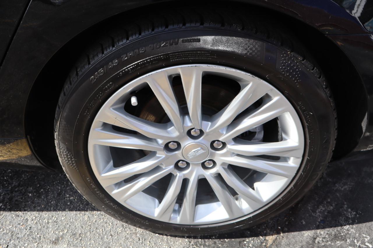 Cadillac XTS 4dr Sdn Luxury FWD 2018