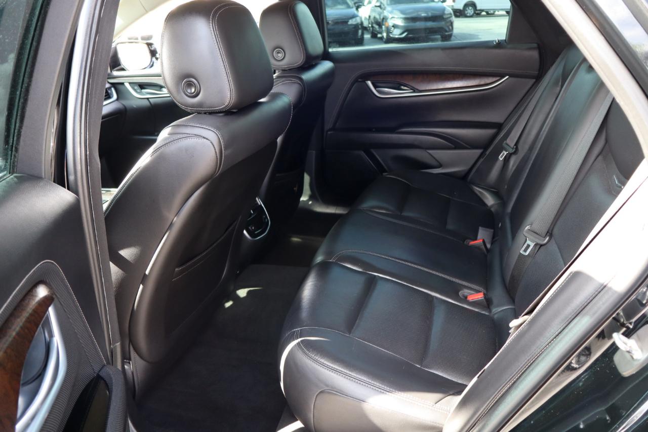 Cadillac XTS 4dr Sdn Luxury FWD 2018