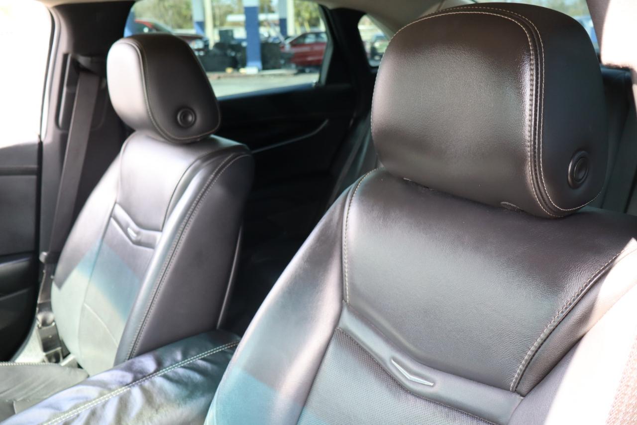 Cadillac XTS 4dr Sdn Luxury FWD 2018