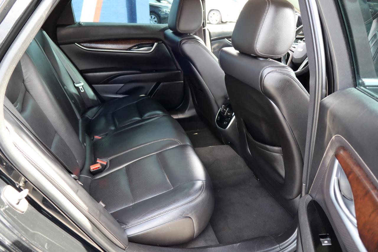 Cadillac XTS 4dr Sdn Luxury FWD 2018