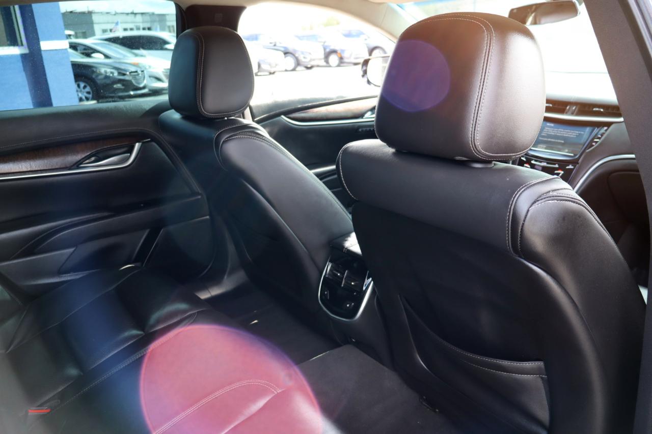 Cadillac XTS 4dr Sdn Luxury FWD 2018