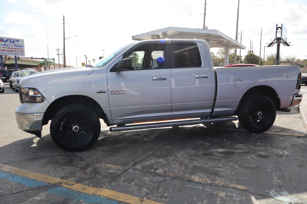 RAM 1500 SLT 4x2 Quad Cab 6'4" Box 2018