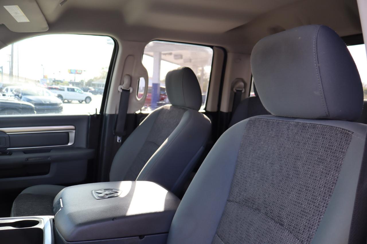 RAM 1500 SLT 4x2 Quad Cab 6'4" Box 2018