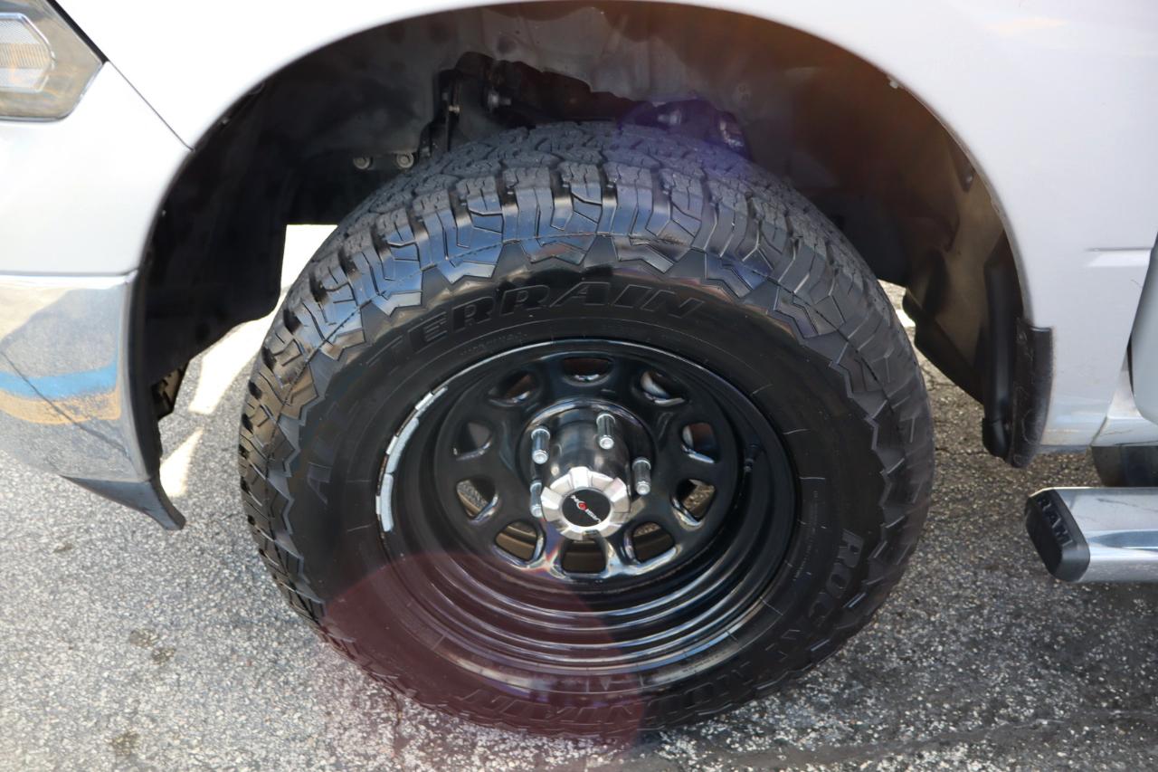 RAM 1500 SLT 4x2 Quad Cab 6'4" Box 2018