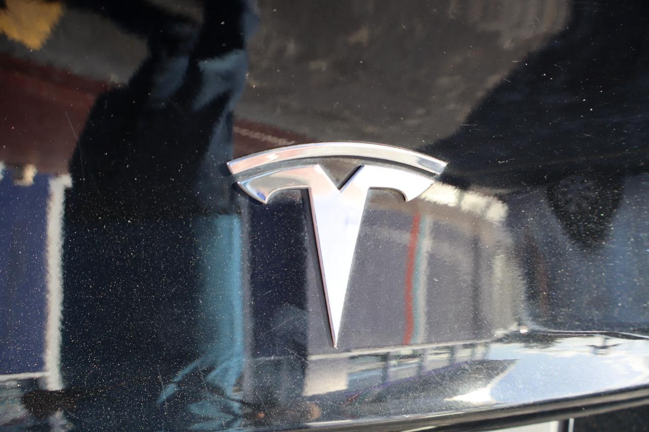 Tesla Model 3 Mid Range RWD *Ltd Avail* 2019