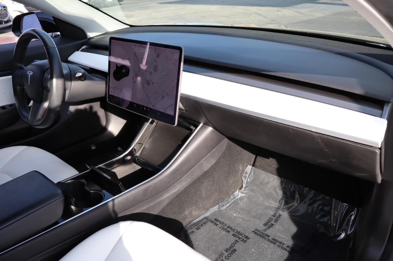 Tesla Model 3 Mid Range RWD *Ltd Avail* 2019