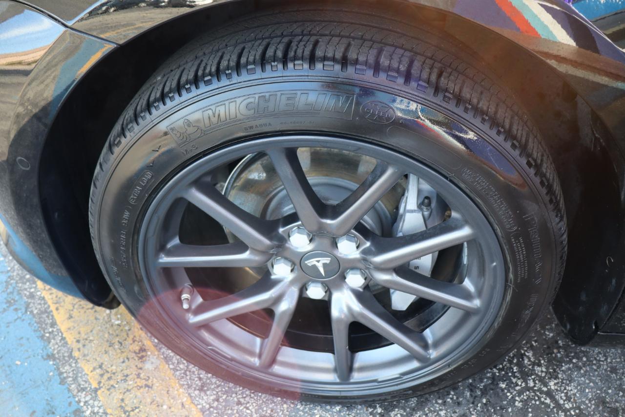 Tesla Model 3 Mid Range RWD *Ltd Avail* 2019