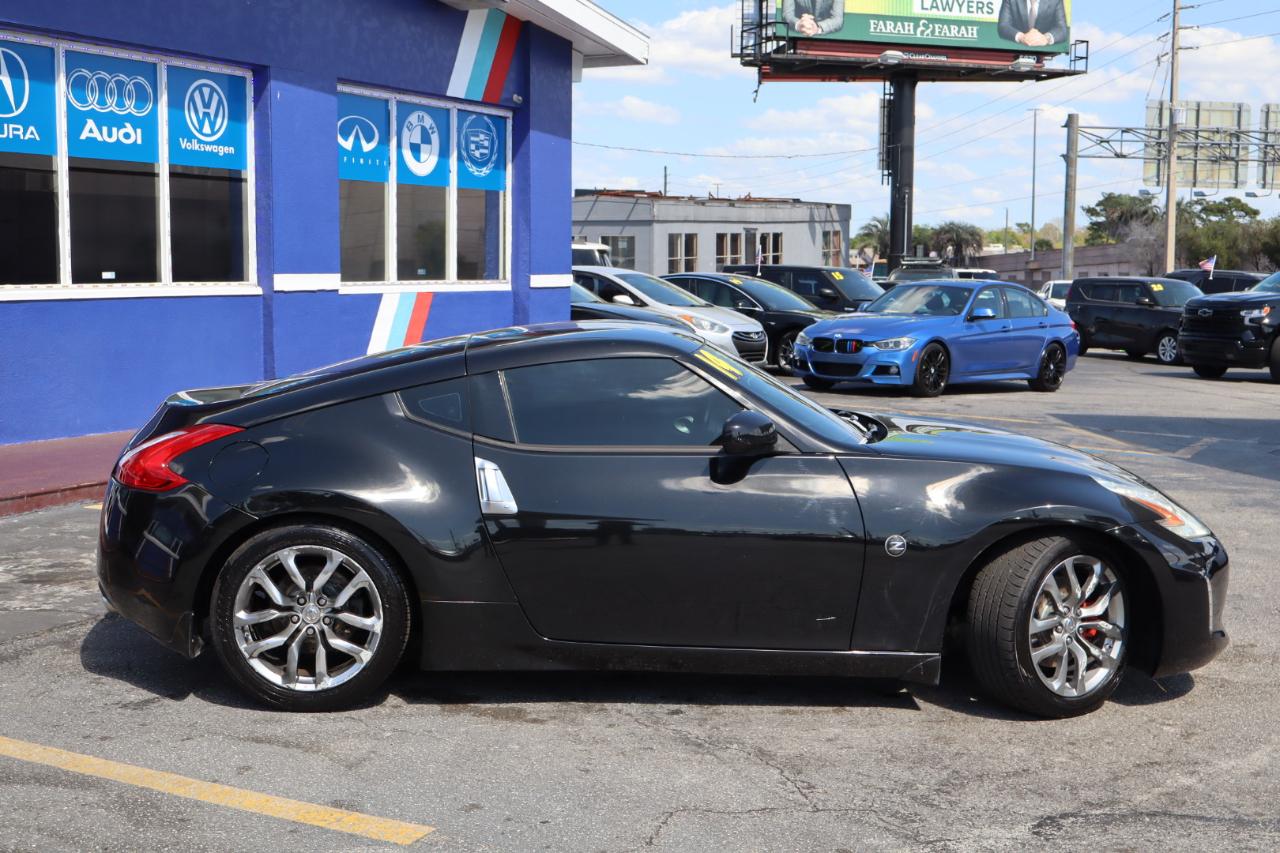 Nissan 370Z 2dr Cpe Auto 2014