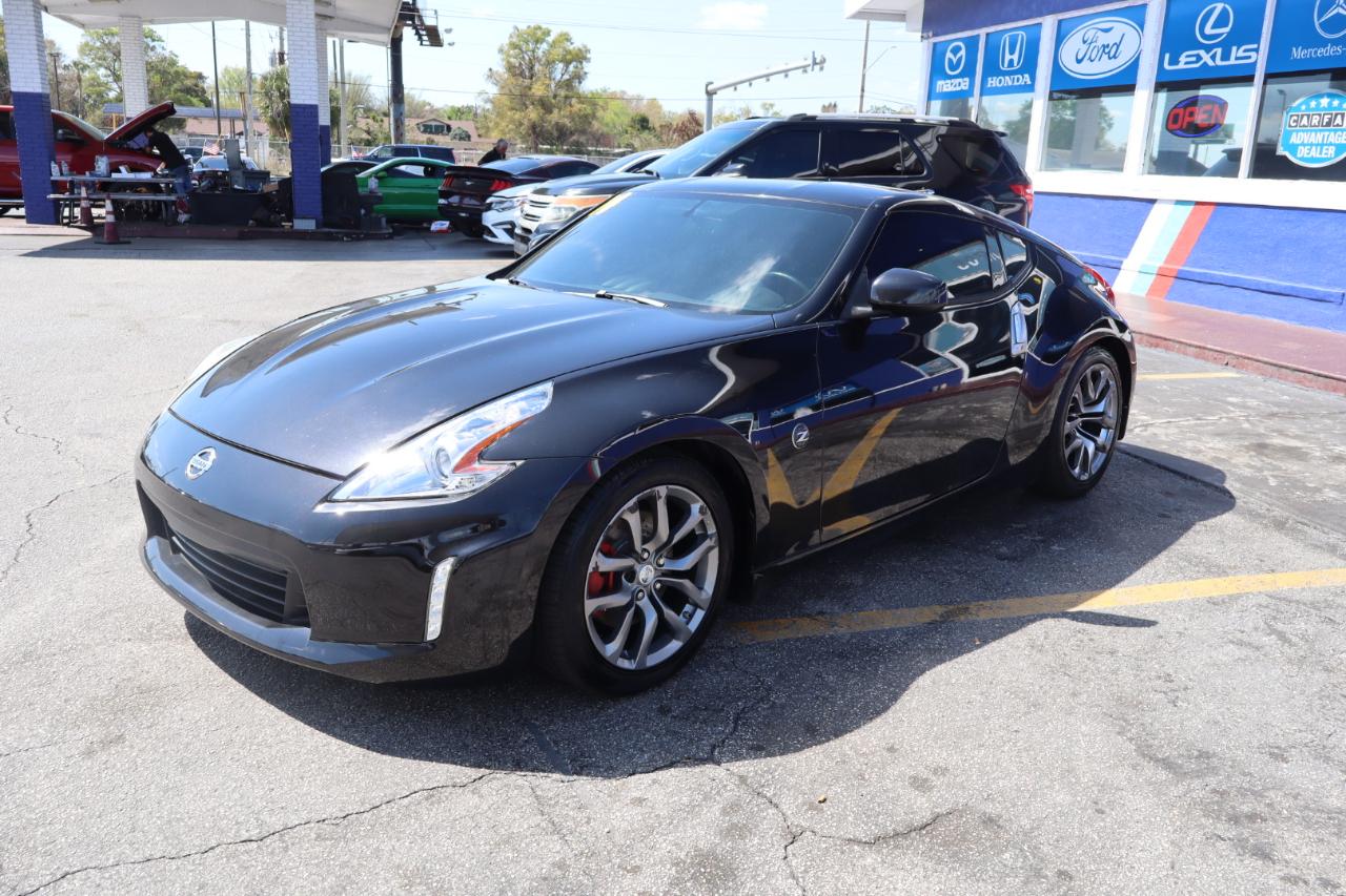 Nissan 370Z 2dr Cpe Auto 2014