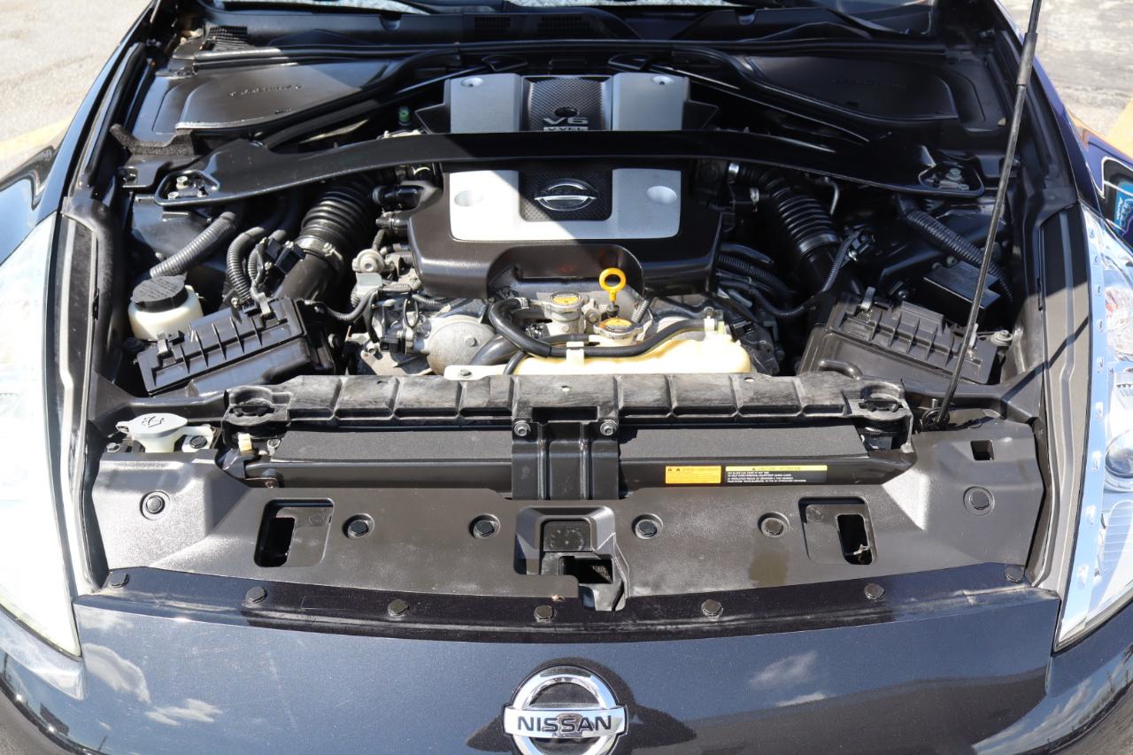 Nissan 370Z 2dr Cpe Auto 2014