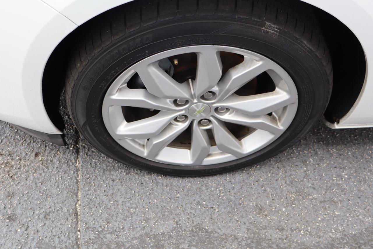 Chevrolet Impala 4dr Sdn LT w/1LT 2018