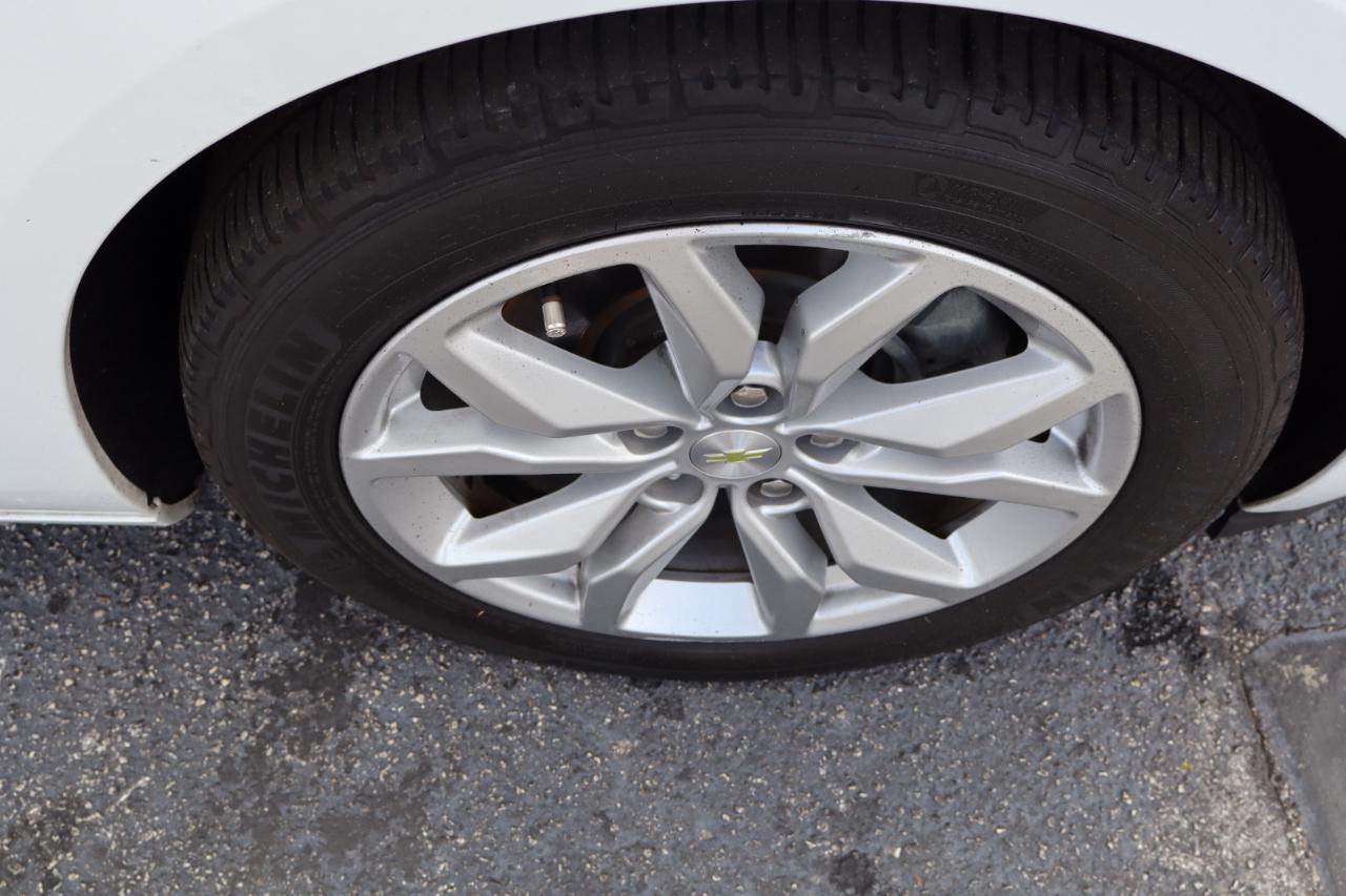 Chevrolet Impala 4dr Sdn LT w/1LT 2018