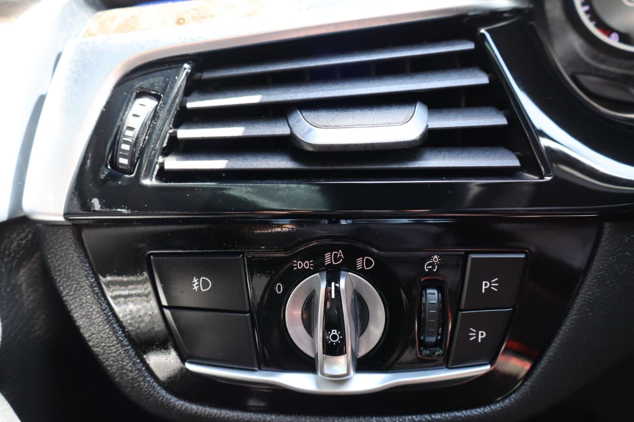 BMW 5 Series 540i Sedan 2017