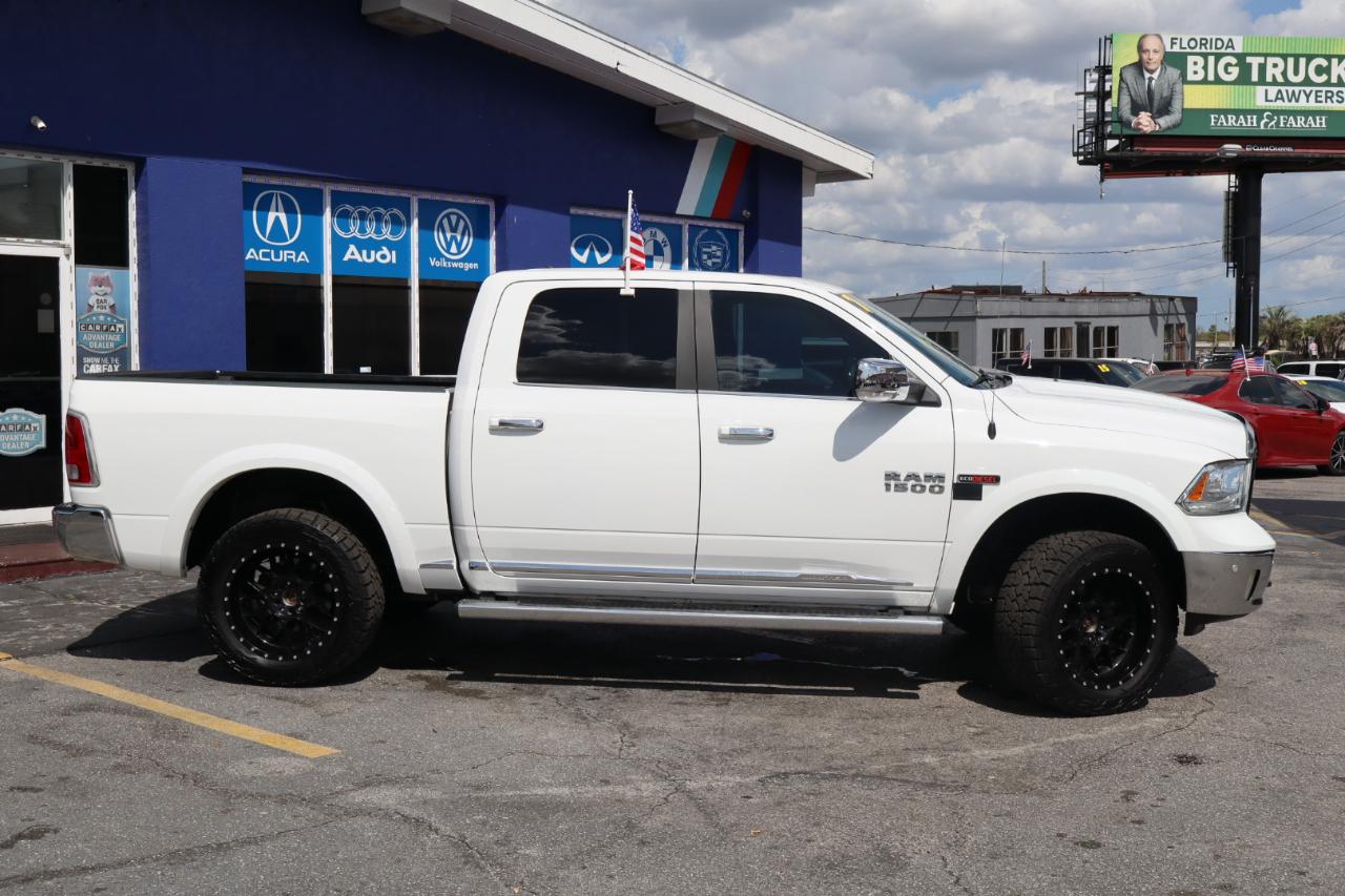 RAM 1500 Limited 4x4 Crew Cab 5'7" Box 2017