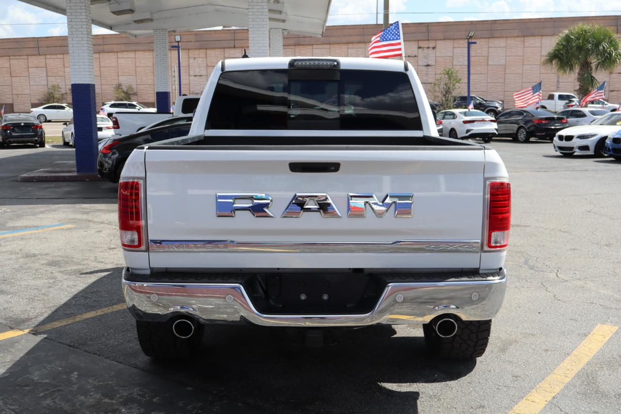 RAM 1500 Limited 4x4 Crew Cab 5'7" Box 2017