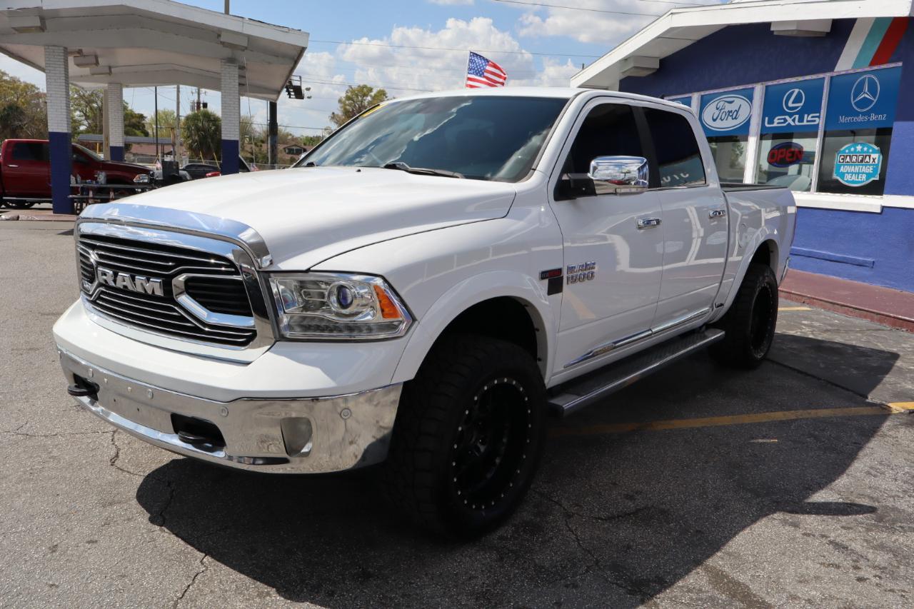 RAM 1500 Limited 4x4 Crew Cab 5'7" Box 2017