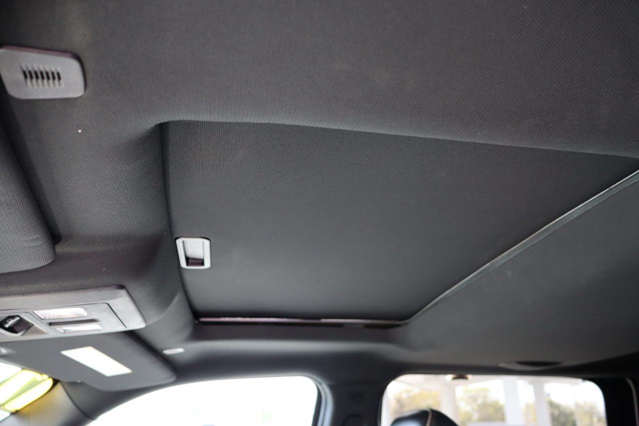 RAM 1500 Limited 4x4 Crew Cab 5'7" Box 2017