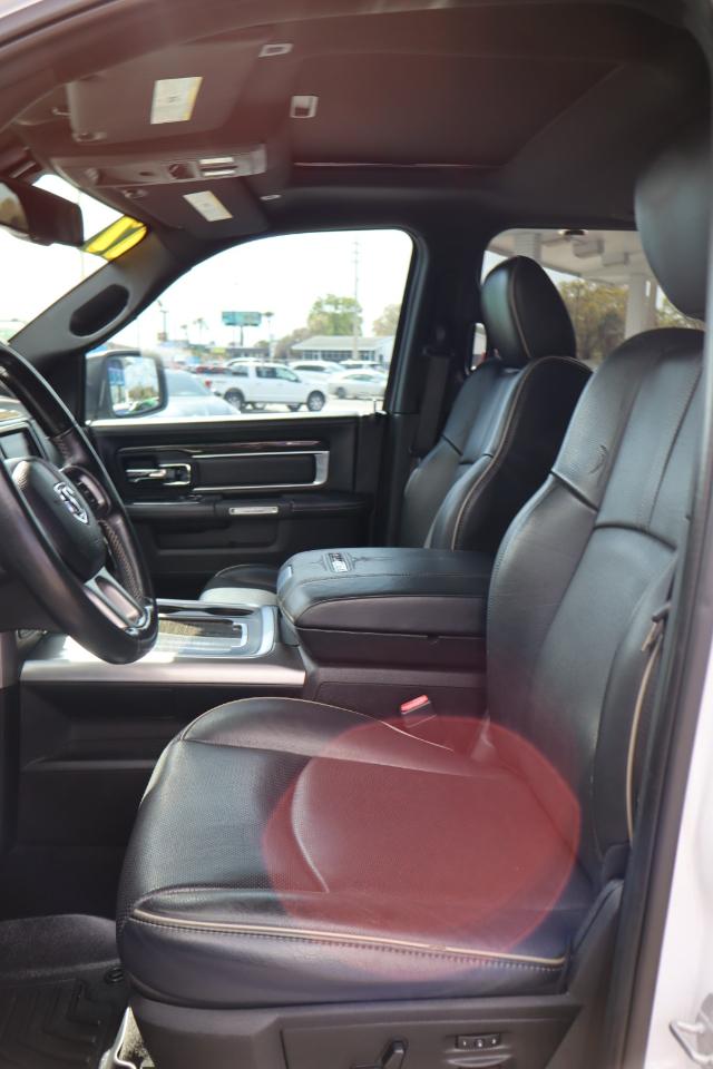 RAM 1500 Limited 4x4 Crew Cab 5'7" Box 2017