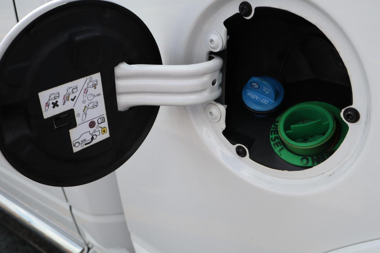 RAM 1500 Limited 4x4 Crew Cab 5'7" Box 2017