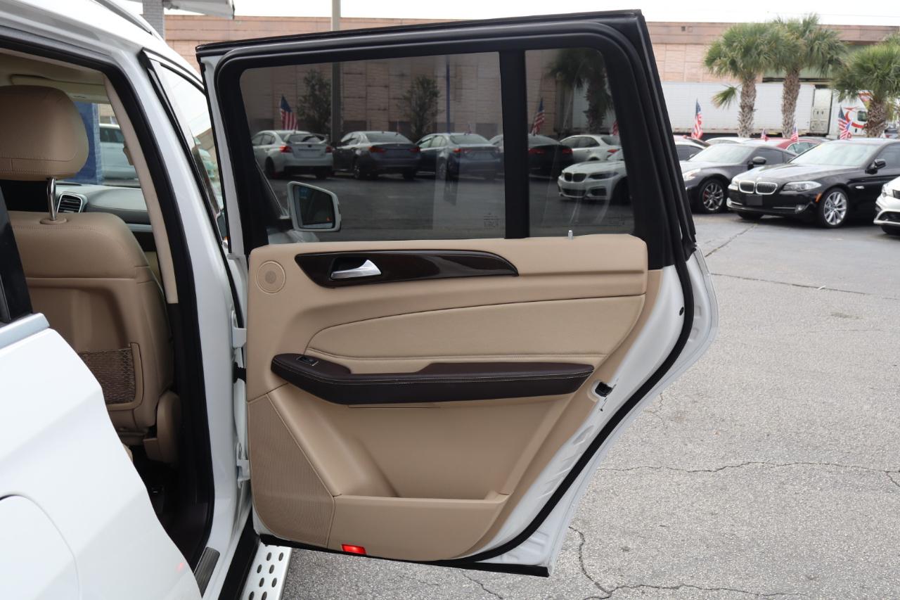 Mercedes-Benz GLS GLS 450 4MATIC SUV 2017