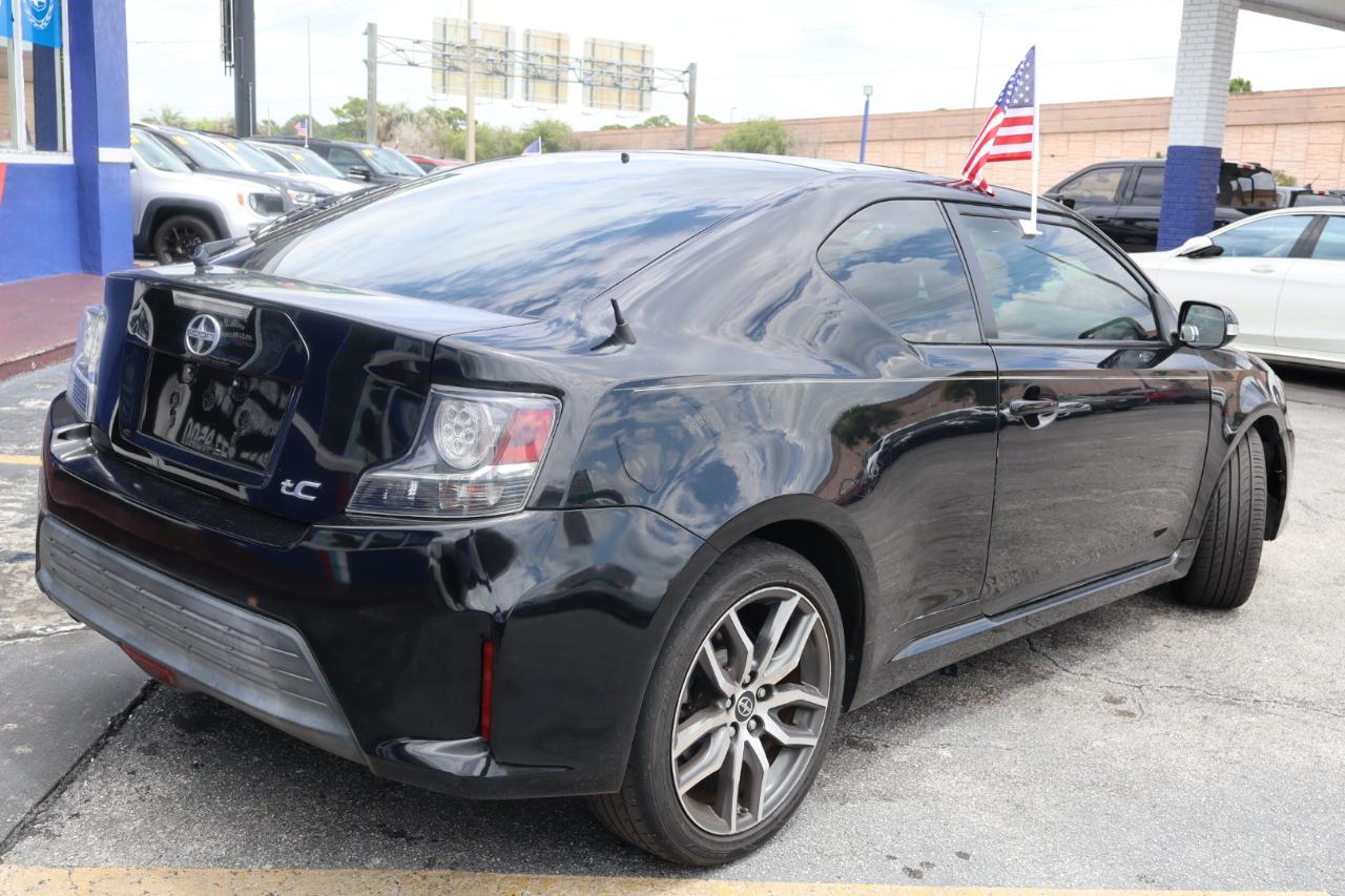Scion tC 2dr HB Man (Natl) 2016