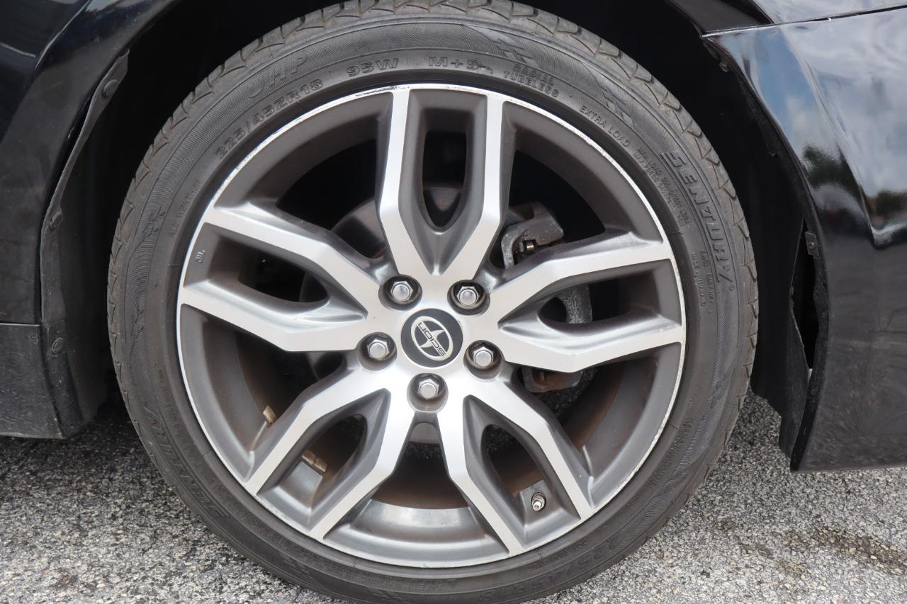 Scion tC 2dr HB Man (Natl) 2016
