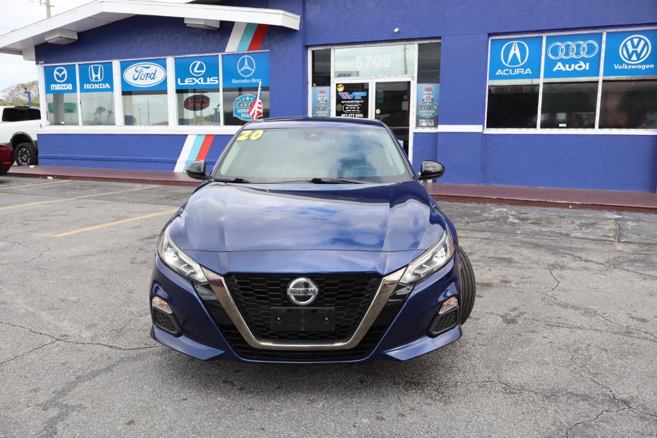 Nissan Altima 2.5 SR Sedan 2020