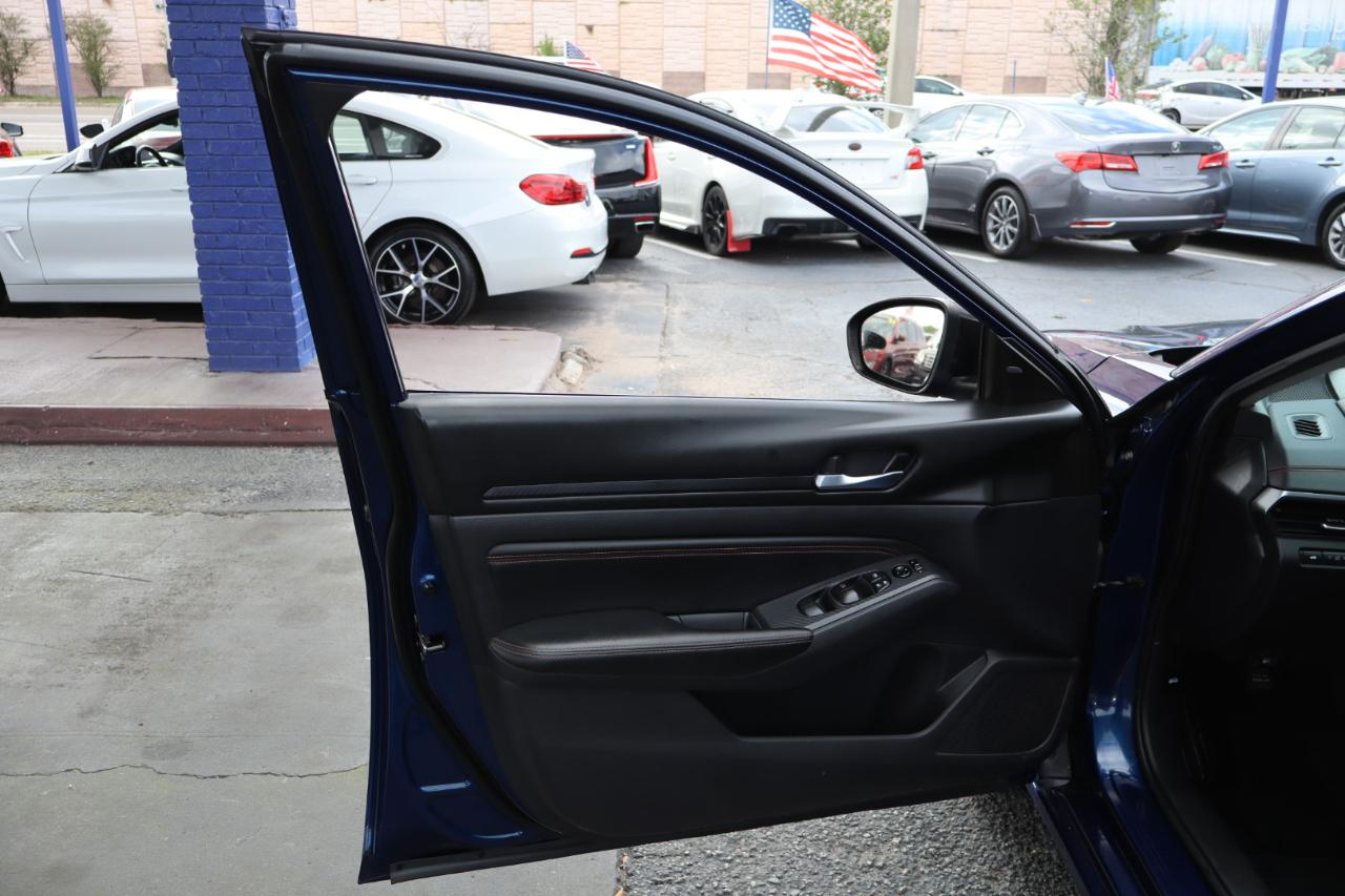 Nissan Altima 2.5 SR Sedan 2020