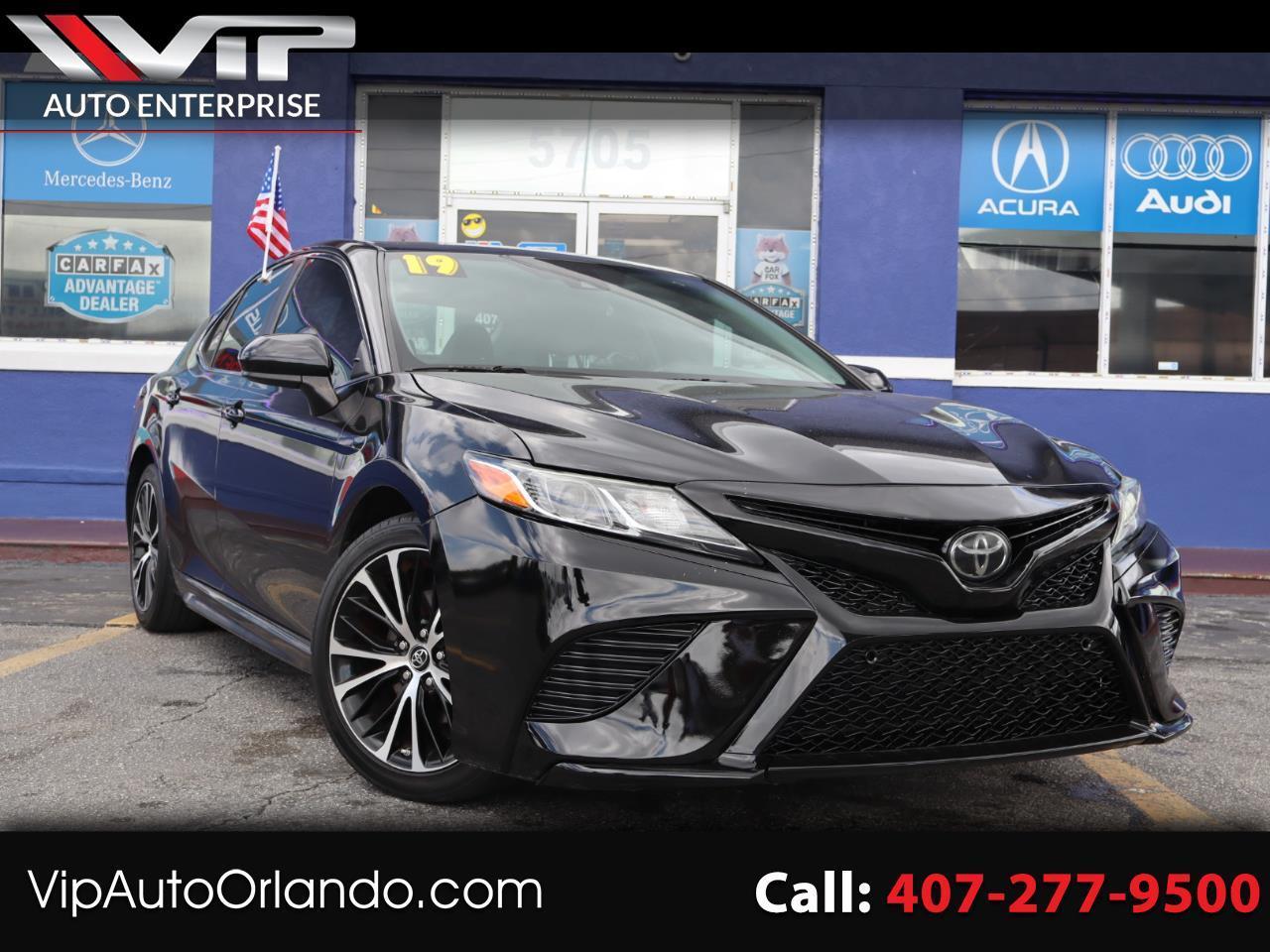 Toyota Camry XLE Auto (Natl) 2019