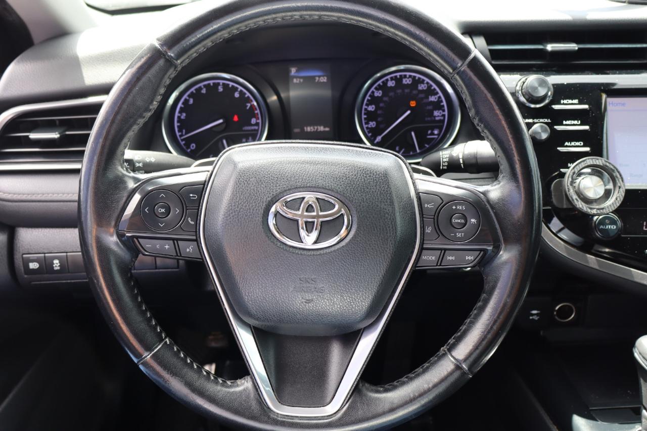 Toyota Camry XLE Auto (Natl) 2019