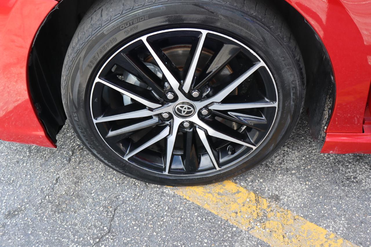 Toyota Camry SE Auto (Natl) 2021