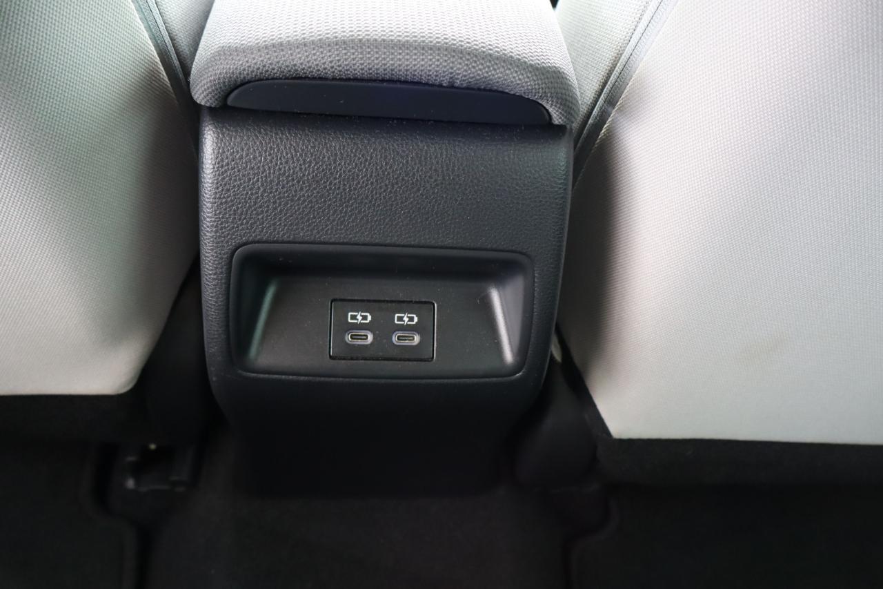 Toyota Corolla LE CVT (Natl) 2023