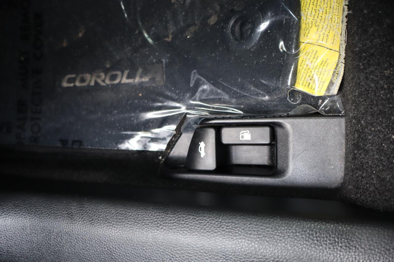 Toyota Corolla LE CVT (Natl) 2023