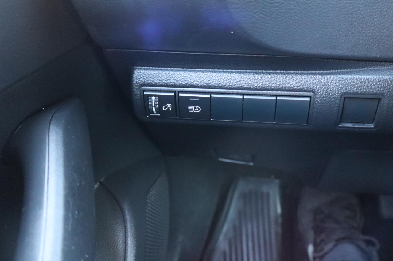 Toyota Corolla LE CVT (Natl) 2021