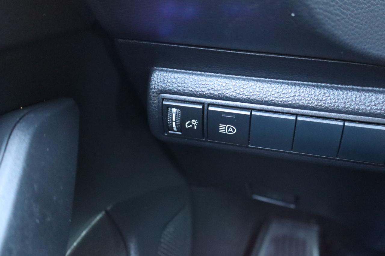 Toyota Corolla LE CVT (Natl) 2021