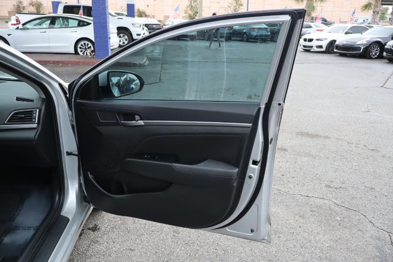 Hyundai Elantra Value Edition 2.0L Auto (Alabama) 2018