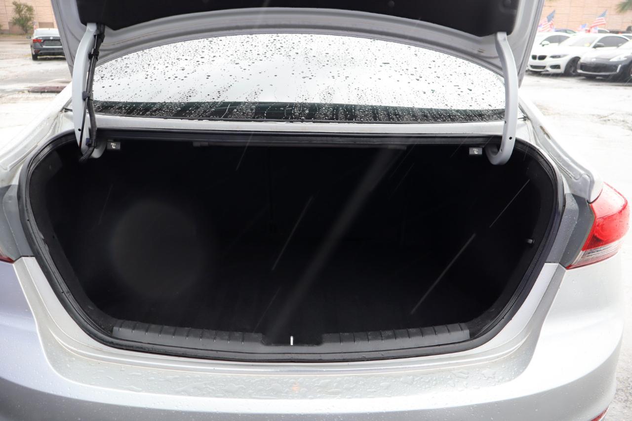 Hyundai Elantra Value Edition 2.0L Auto (Alabama) 2018