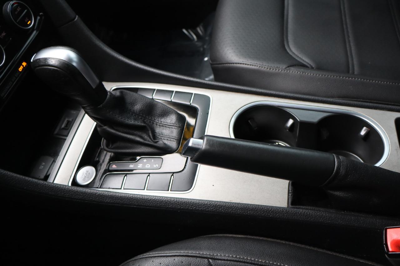 Volkswagen Passat 2.0T SE Auto 2022