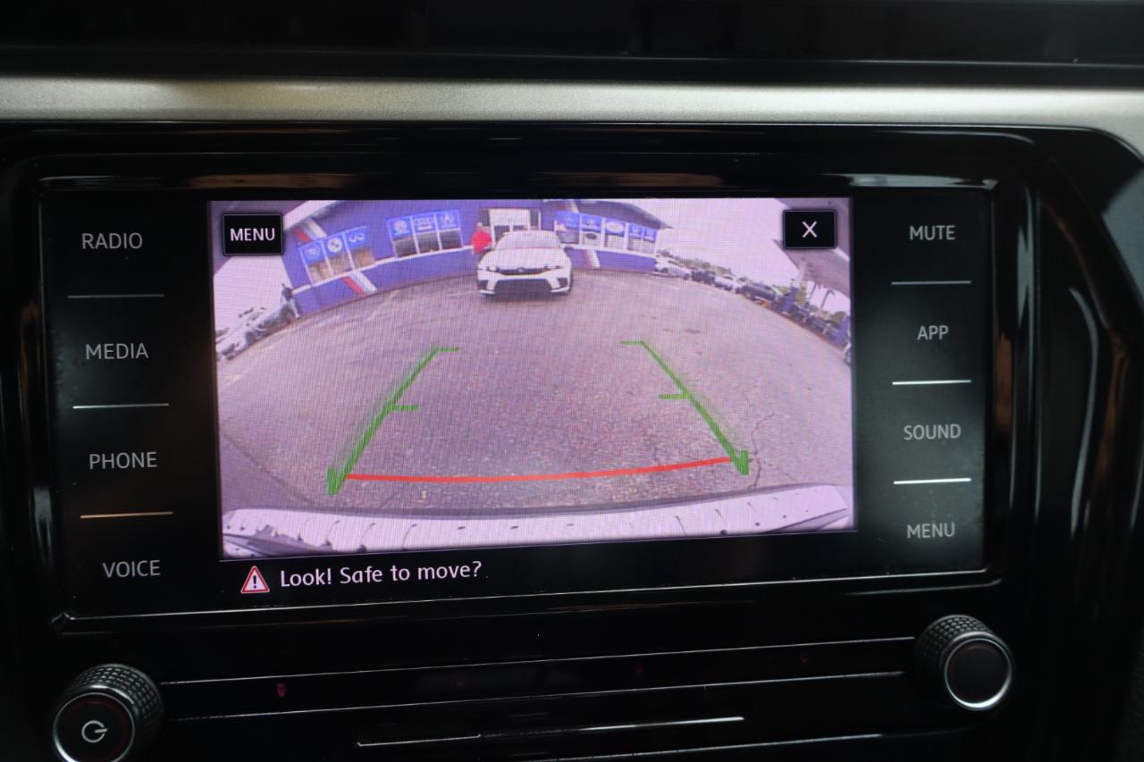 Volkswagen Passat 2.0T SE Auto 2022