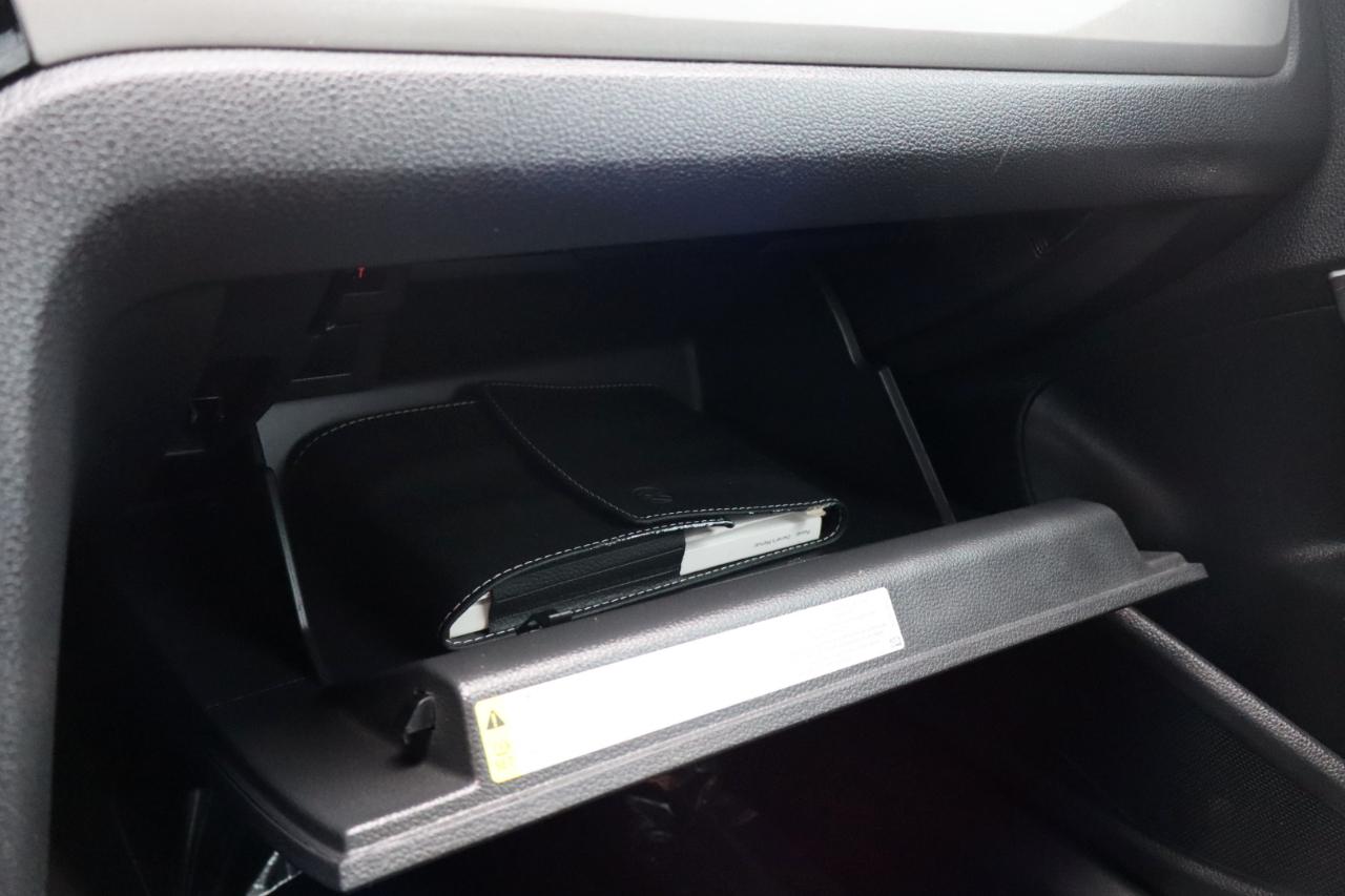 Volkswagen Passat 2.0T SE Auto 2022