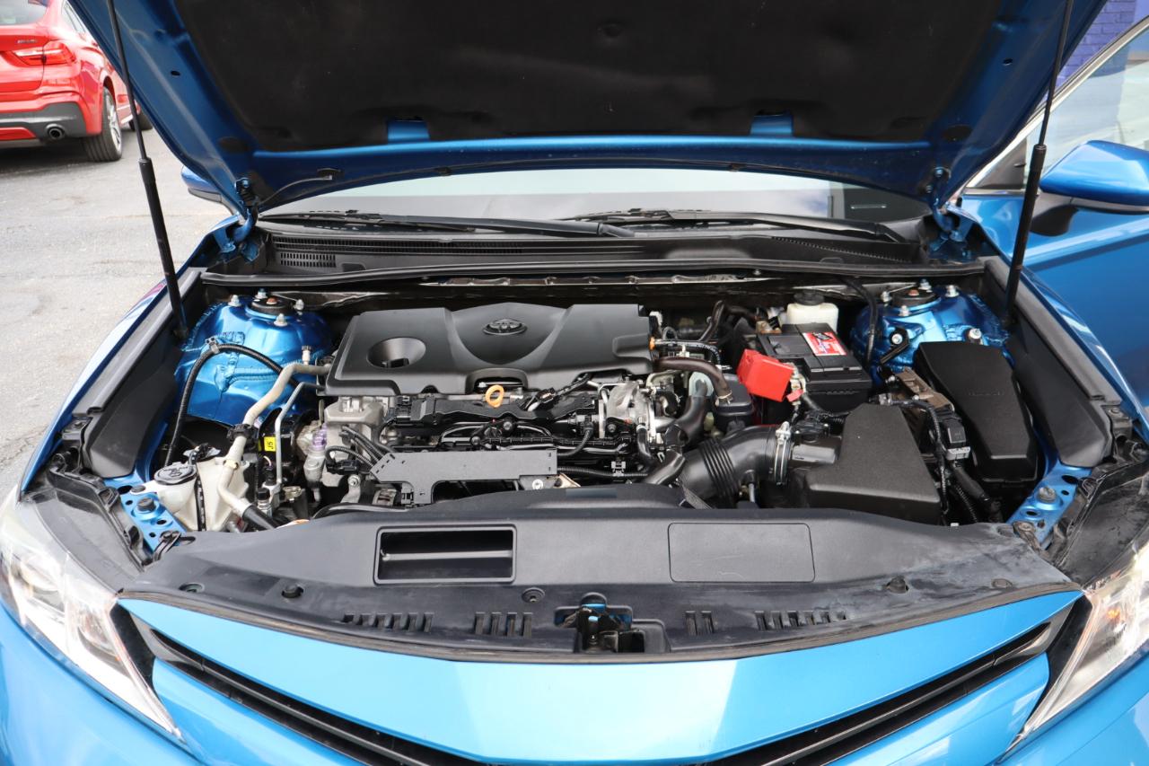 Toyota Camry LE Auto (Natl) 2020