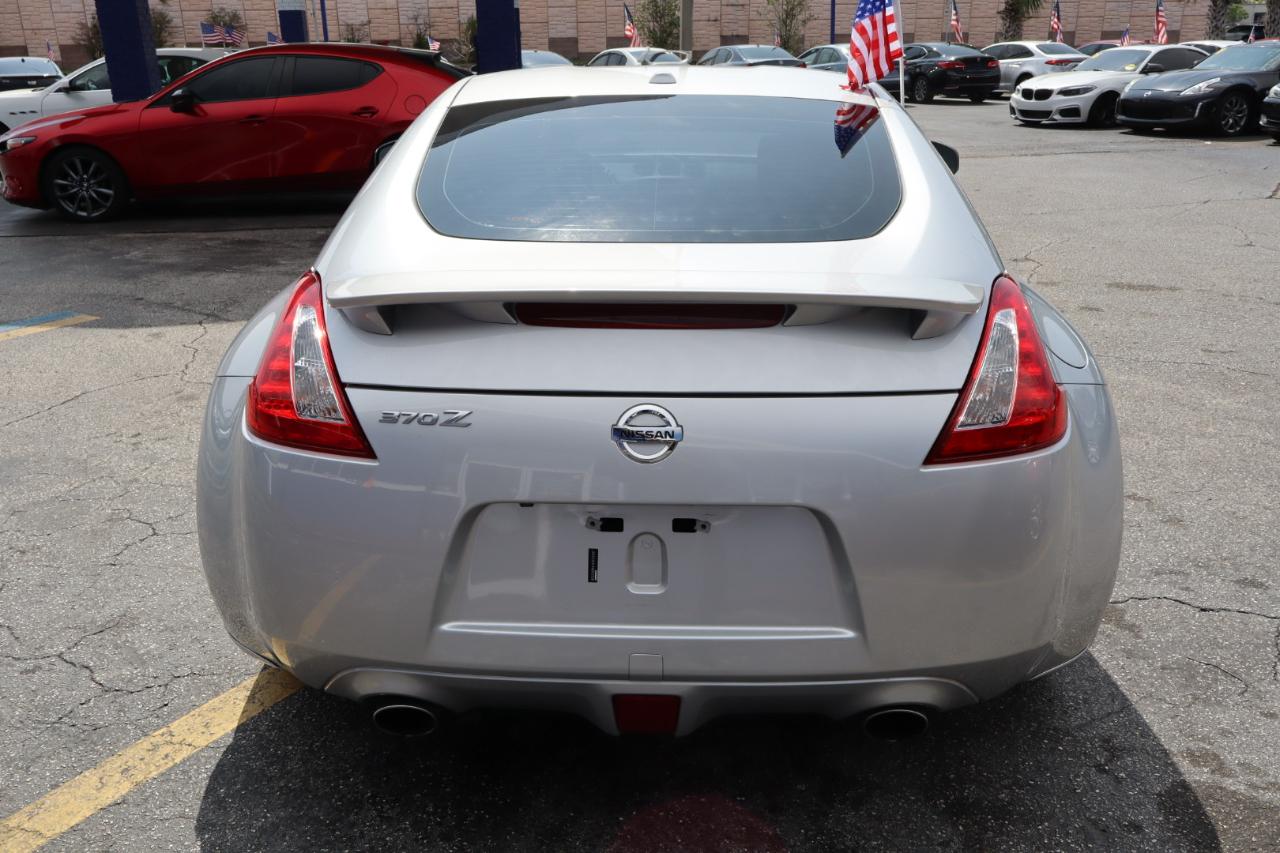 Nissan 370Z Coupe Sport Tech Auto 2017