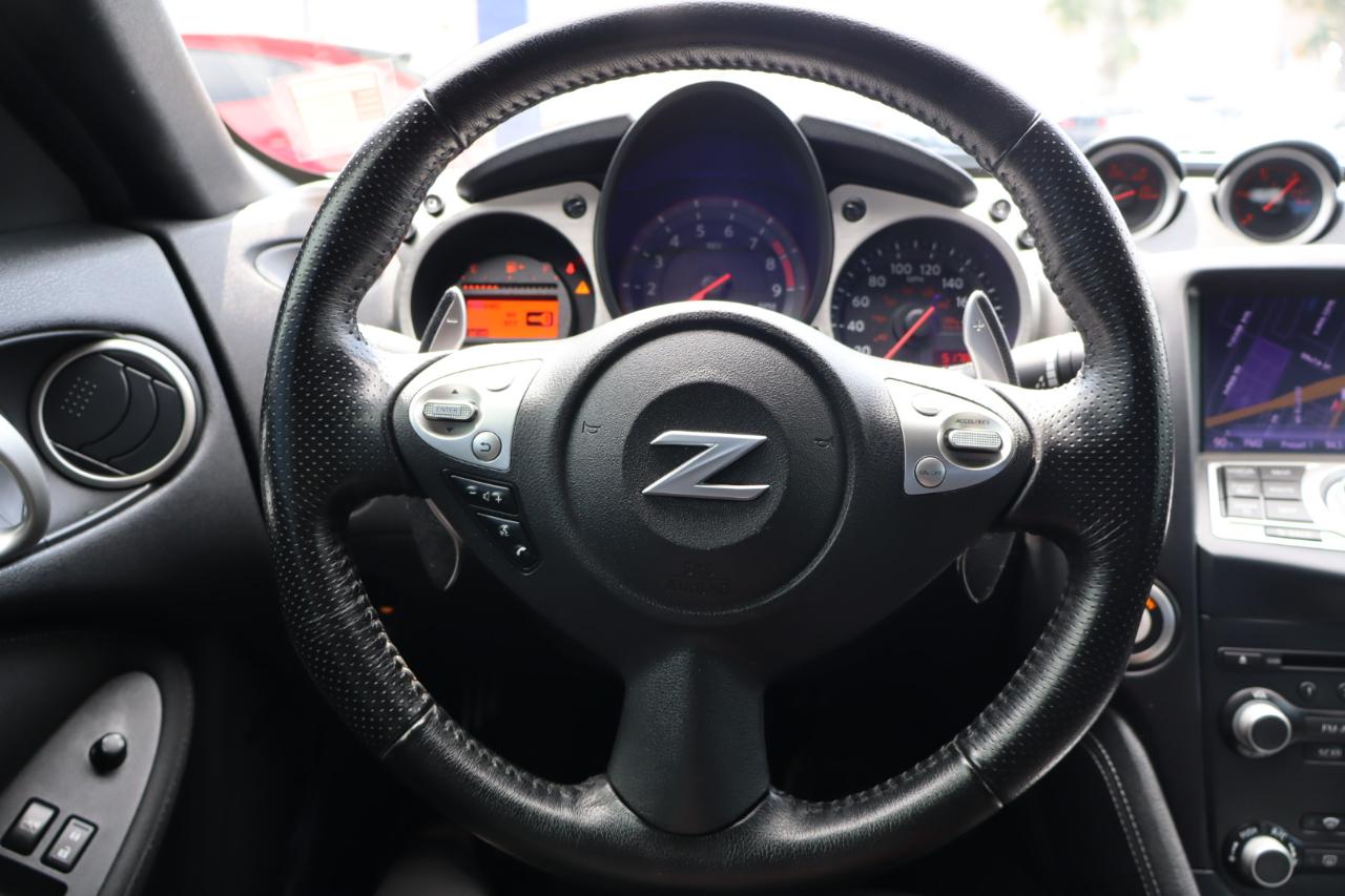 Nissan 370Z Coupe Sport Tech Auto 2017