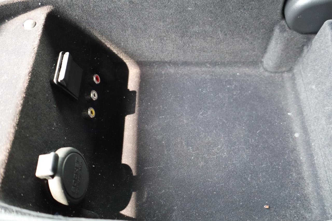 Nissan 370Z Coupe Sport Tech Auto 2017