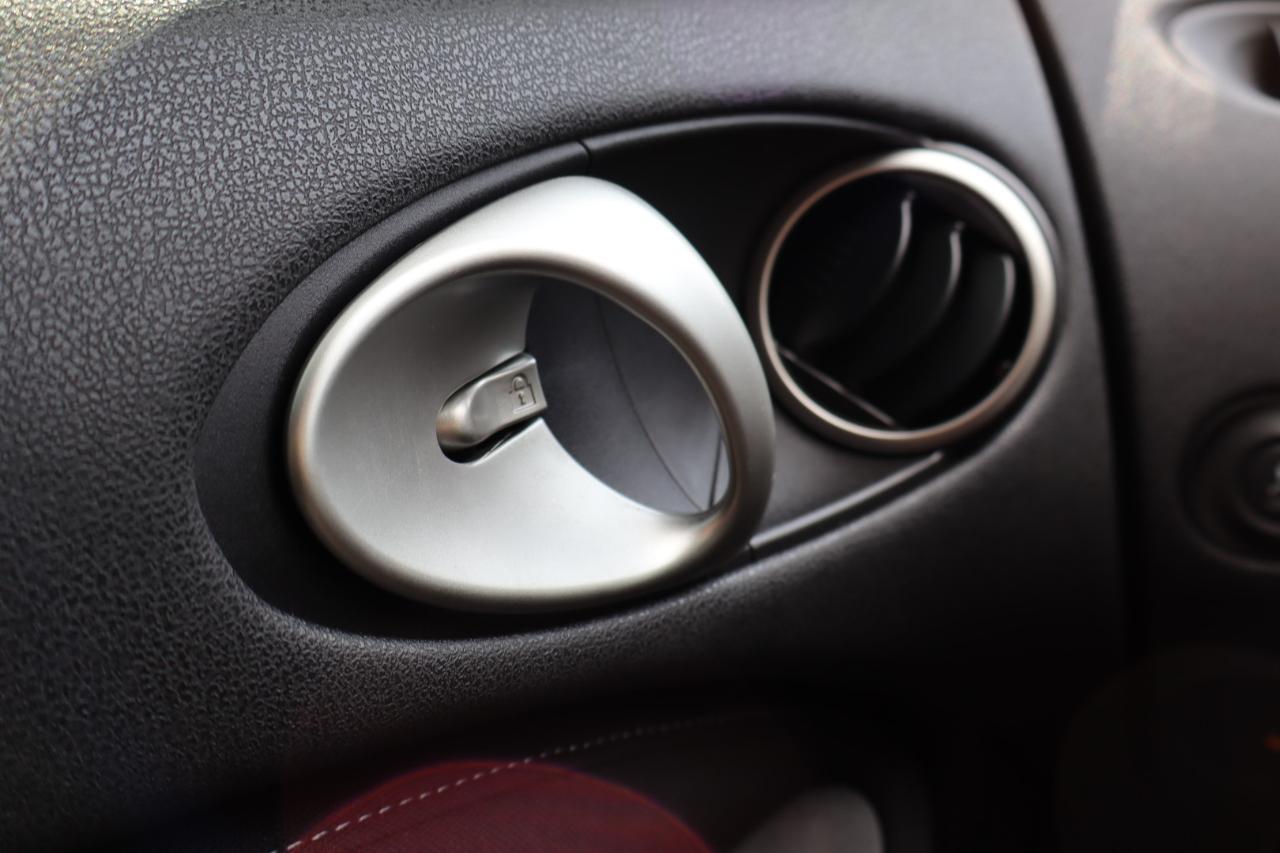 Nissan 370Z Coupe Sport Tech Auto 2017