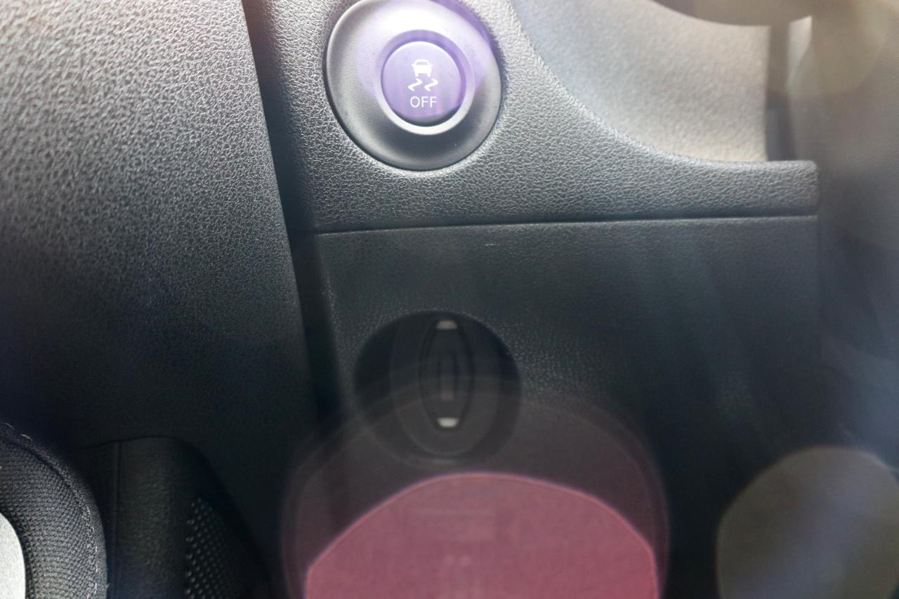 Nissan 370Z Coupe Sport Tech Auto 2017