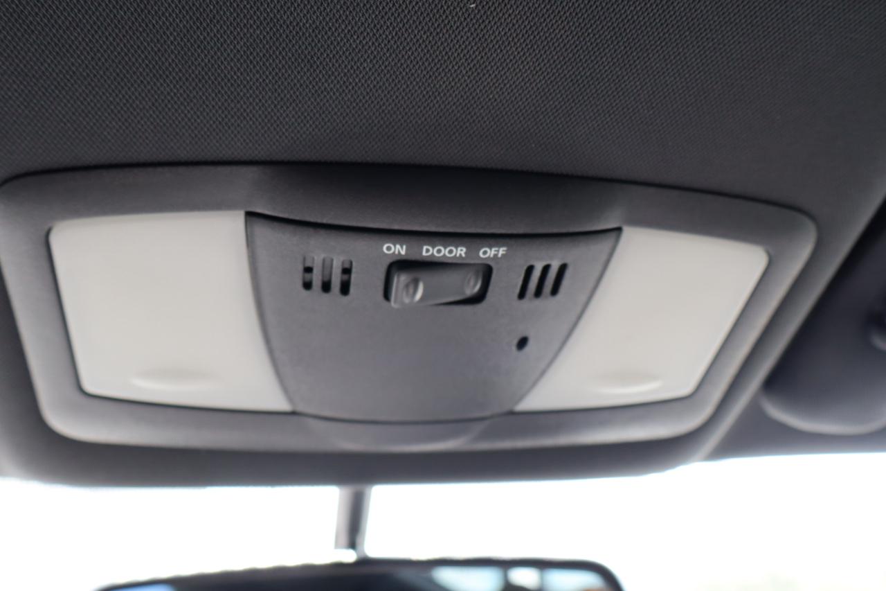 Nissan 370Z Coupe Sport Tech Auto 2017