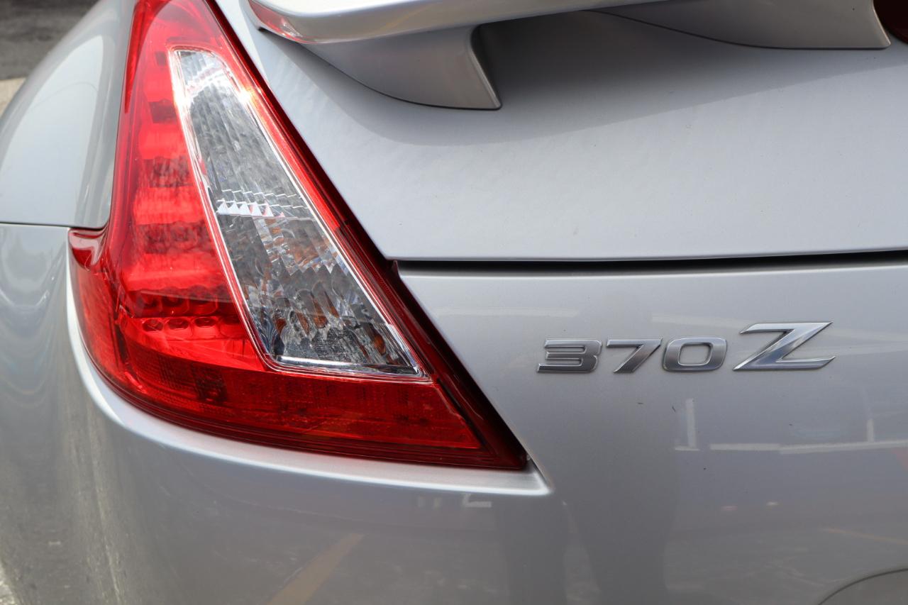 Nissan 370Z Coupe Sport Tech Auto 2017